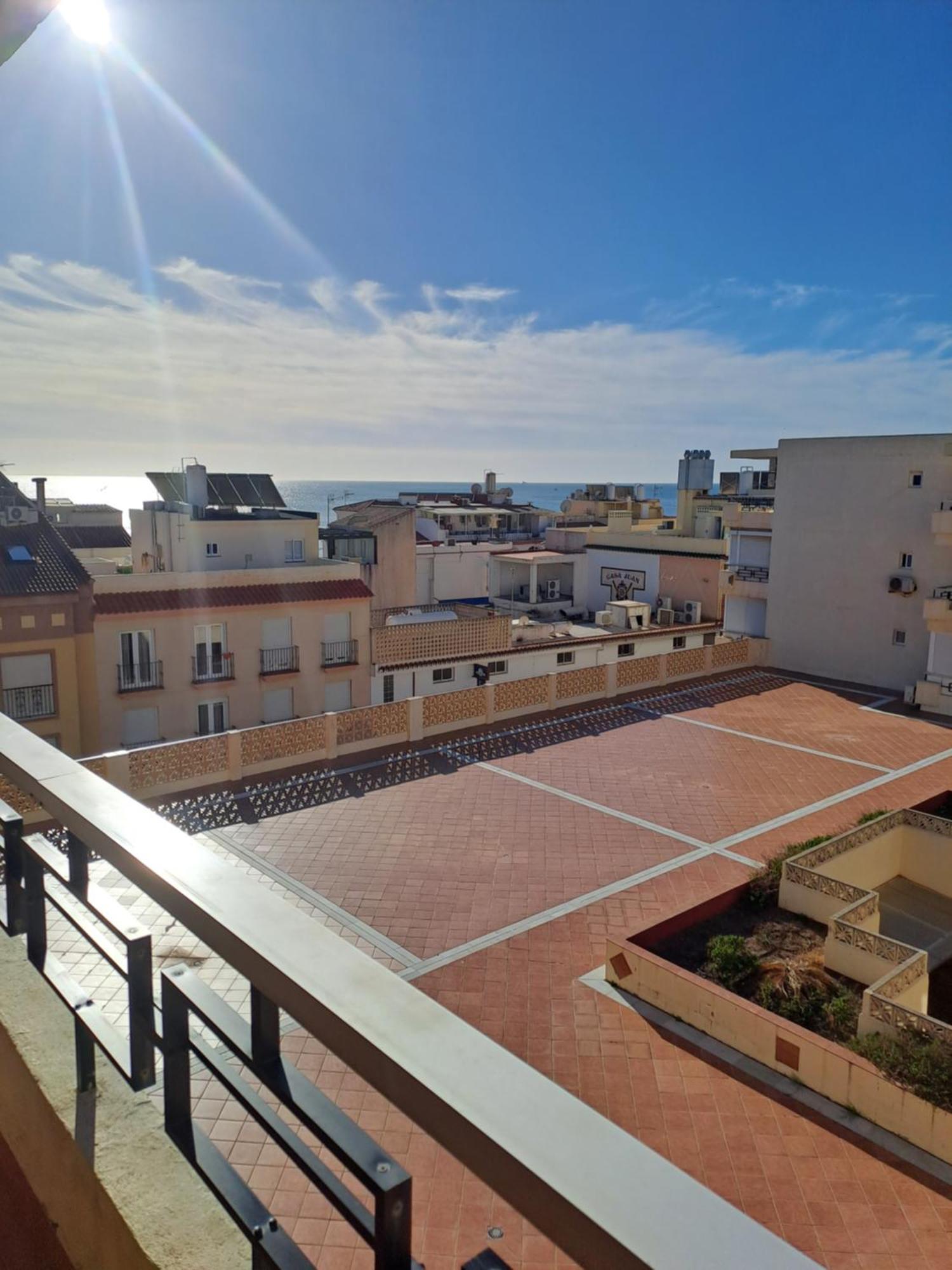 Apartamentos Nucleo Cristal Torremolinos Luaran gambar